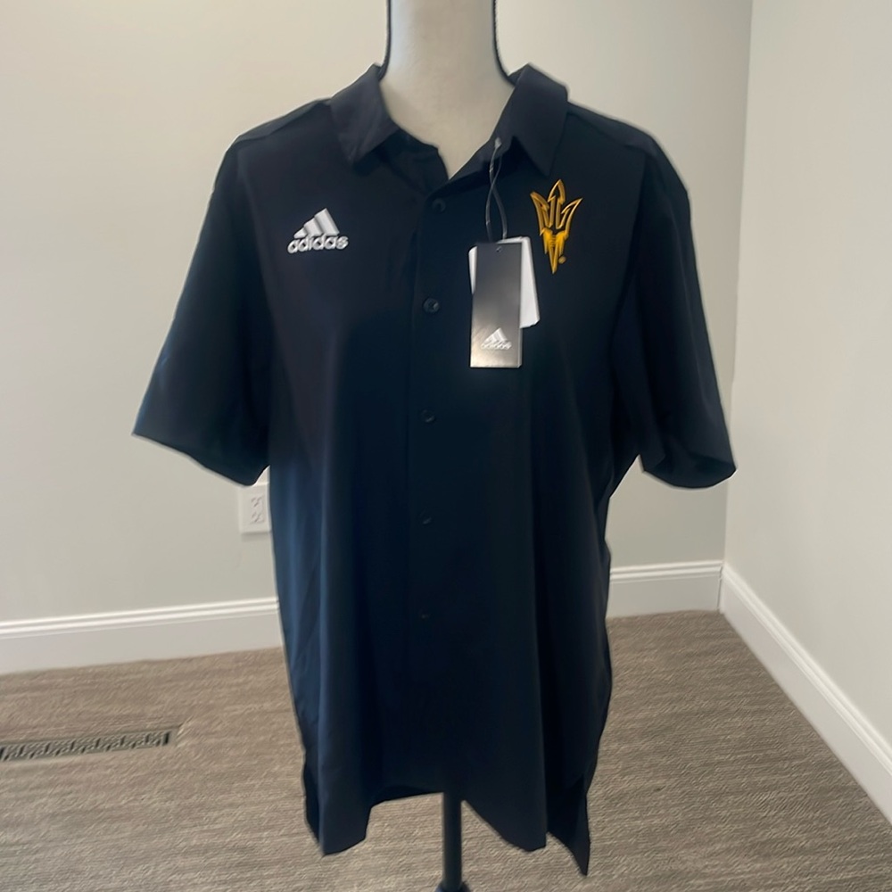 Size M. Full button down “bowling” shirt. ASU.